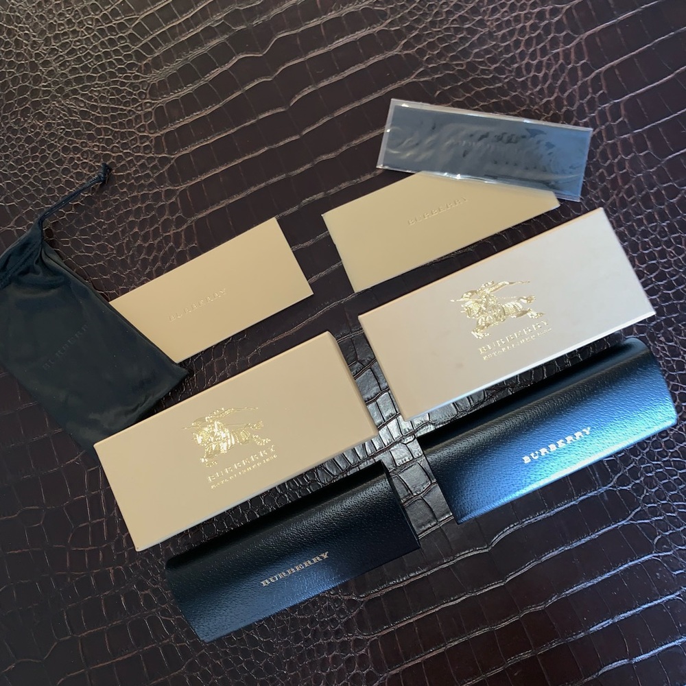 BURBERRY Sunglasses Case Bundle